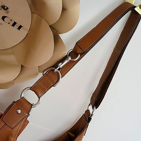 CoachF17116LeatherTribecaConvertibleDuffleShoulderBag - Picture 7 of 16